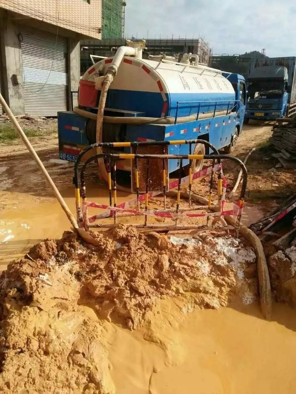 思茅工地淤泥清淤